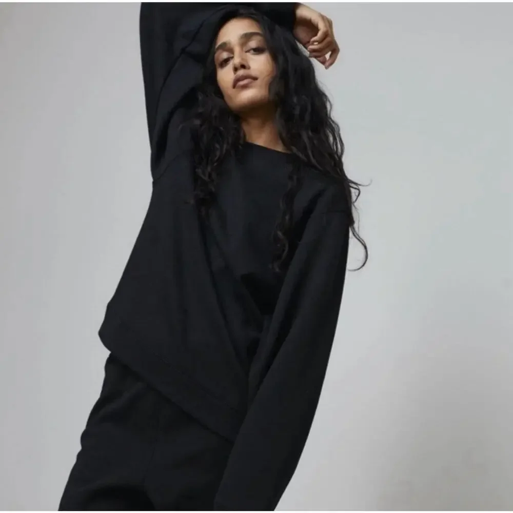 Lunya Woman's Cozy Fleece‎ Crewneck Sweatshirt M Black Loungewear Travel